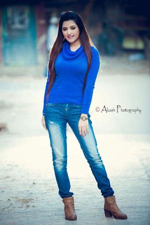 Pori Moni 23.jpg Bangladeshi Hot Actress Models